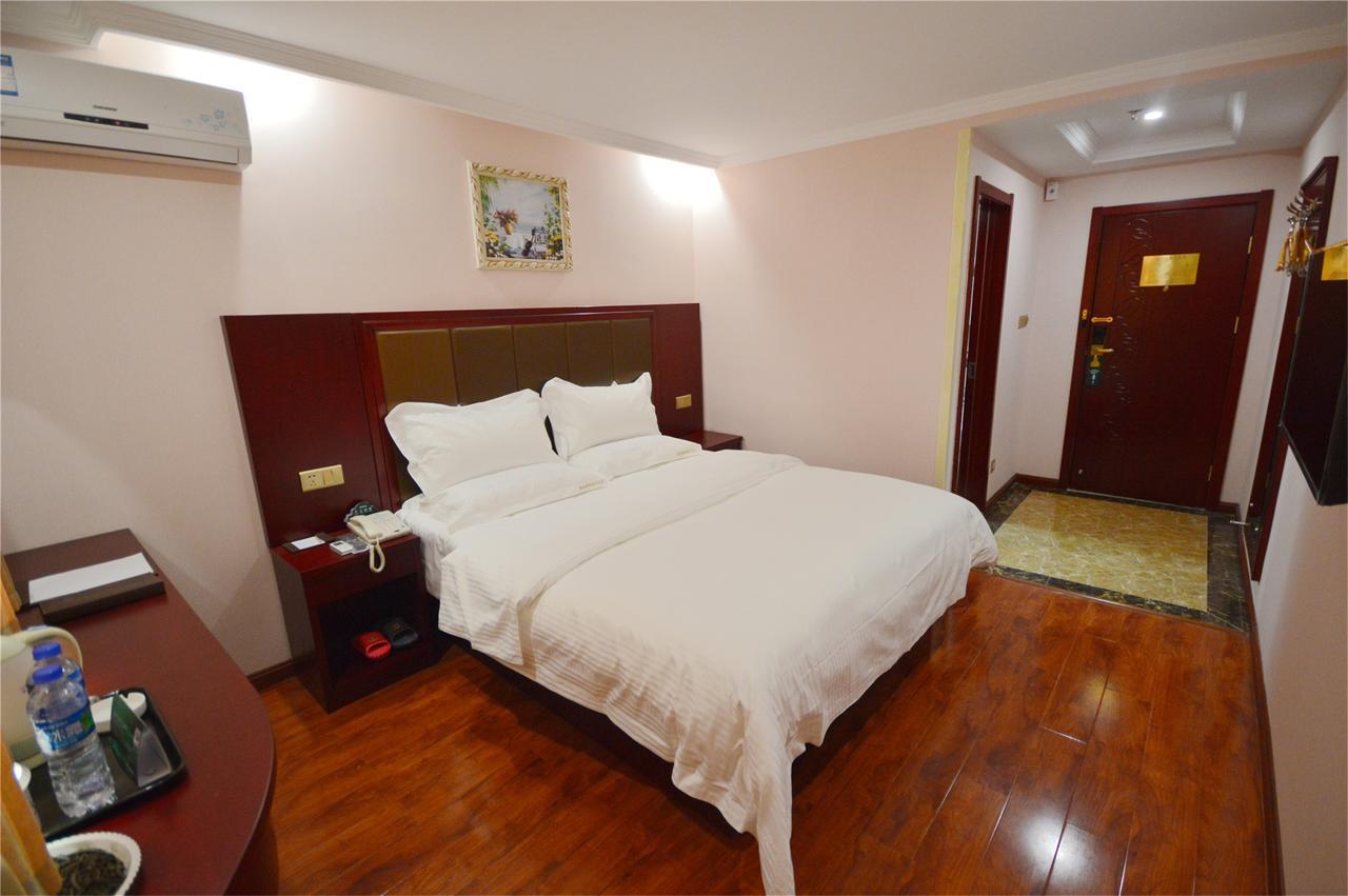Greentree Inn Yunnan Lijiang Qixing Street Express Hotel Exterior photo