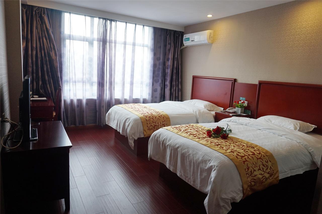 Greentree Inn Yunnan Lijiang Qixing Street Express Hotel Exterior photo